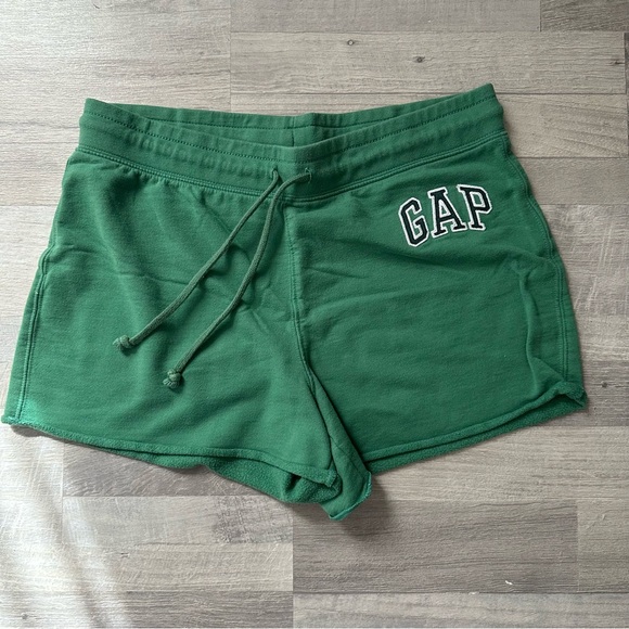 GAP Women’s Shorts - Blue, Green, Red, Pink - Picture 2 of 7